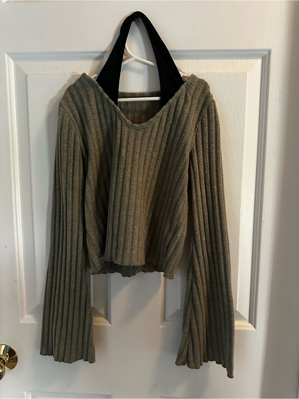 Girl’s Ribbed V-Neck Long Sleeve Sweater in Olive Green